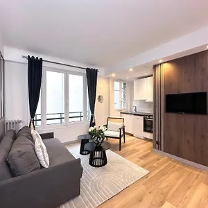 https://champs-elyses-amazing-loft.fr-paris.fr