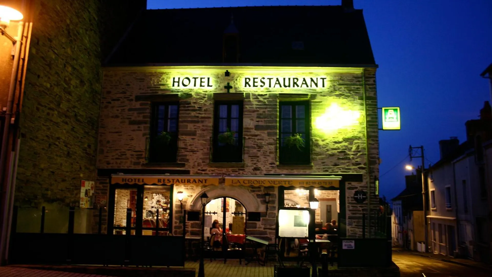 Hotel La Croix Verte - Le Relais Des Moulins Bain-de-Bretagne